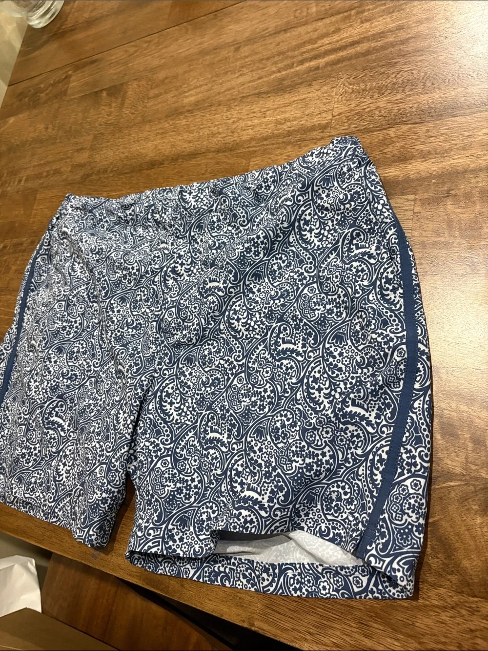 Fair Harbor Swim Trunks Size 38. Navy blue and white Lined Drawstring 6” inseam